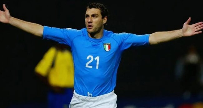 维埃里：莱万更配AC Milan而非尤文