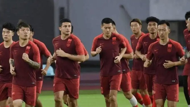 谁将破门？国足首球定乾坤