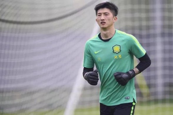 有一年曹赟定数据好、呼声高，选到国家队后表现也就那样