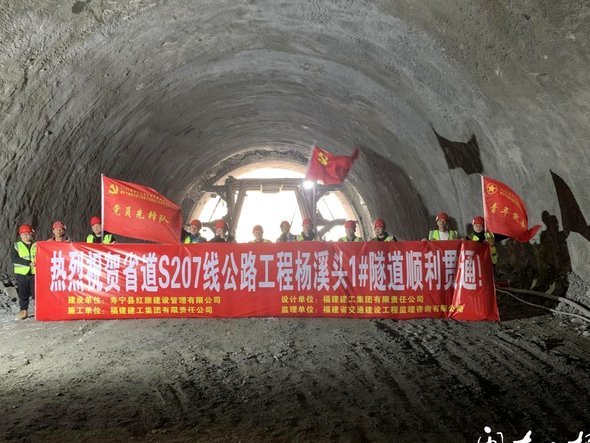 好久不见！斯帕伊奇时隔一年再度代表北京国安出场