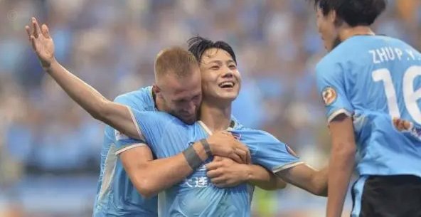 毛伟杰：相比首场比赛，紧张情绪有所缓解，自信心也有提升